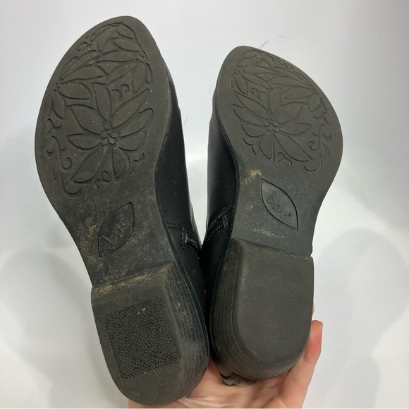 b.o.c. Black faux leather ankle boots women’s size 7.5 casual vegan minimalist - Picture 6 of 9